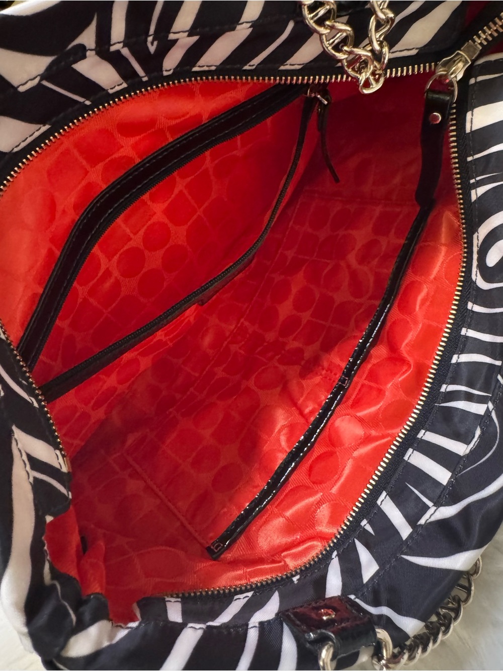 Kate Spade Zebra Bow Tote Bag - Picture 3 of 6